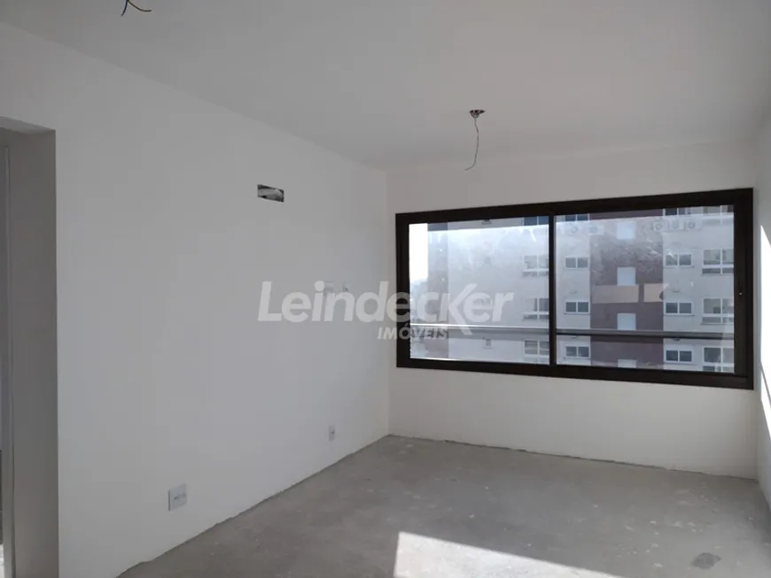 Foto 1 de Apartamento com 2 Quartos para alugar, 73m² em Santana, Porto Alegre