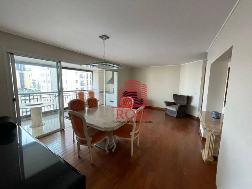 Foto 1 de Apartamento com 3 Quartos à venda, 137m² em Moema, São Paulo