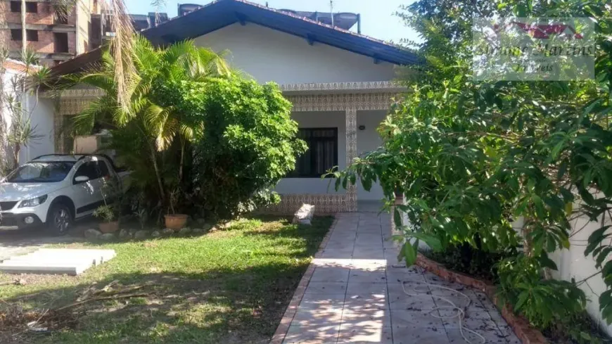 Foto 1 de Casa com 3 Quartos à venda, 170m² em Balneario Campos Eliseos, Itanhaém