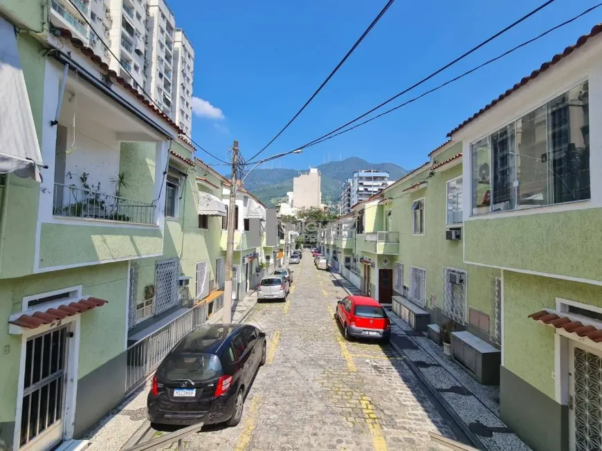 Foto 1 de Casa de Condomínio com 3 Quartos à venda, 120m² em Tijuca, Rio de Janeiro