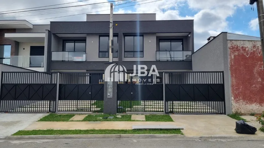 Foto 1 de Sobrado com 3 Quartos à venda, 134m² em Centro, Pinhais