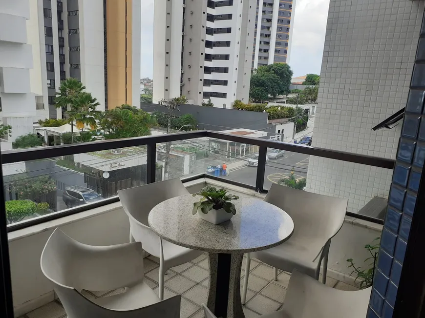 Foto 1 de Apartamento com 4 Quartos à venda, 135m² em Cidade Jardim, Salvador