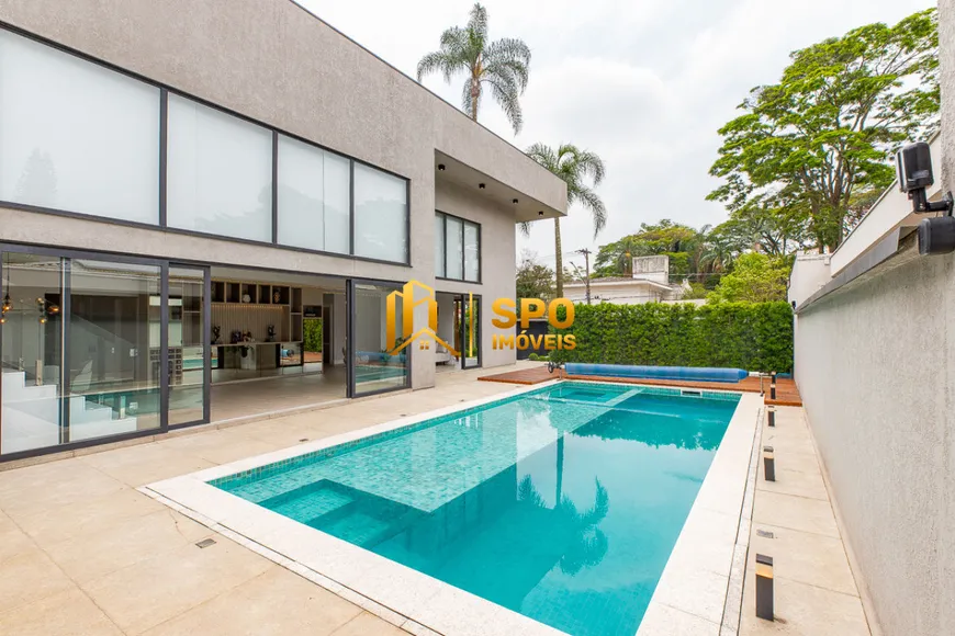 Foto 1 de Casa com 4 Quartos à venda, 324m² em Santo Amaro, São Paulo