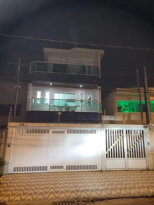 Foto 1 de Casa com 3 Quartos à venda, 160m² em Estuario, Santos