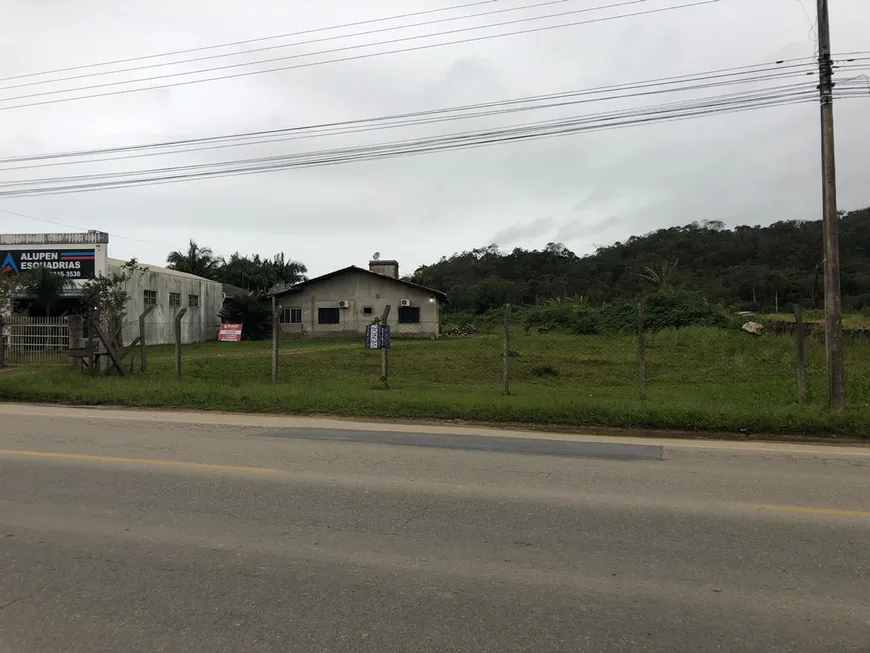 Foto 1 de Lote/Terreno à venda, 4330m² em Nossa Senhora de Fátima, Penha