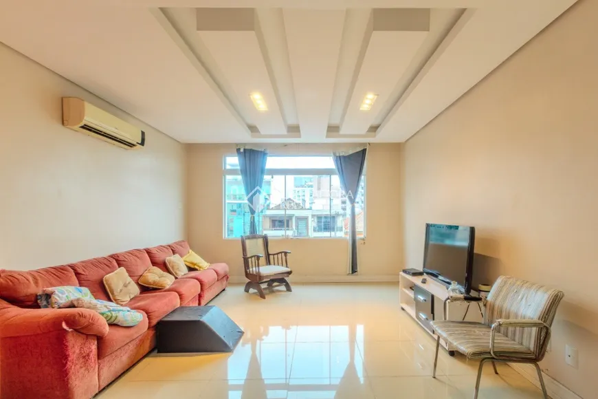 Foto 1 de Apartamento com 3 Quartos à venda, 123m² em Rio Branco, Porto Alegre