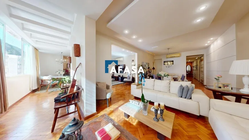 Foto 1 de Apartamento com 4 Quartos à venda, 187m² em Copacabana, Rio de Janeiro