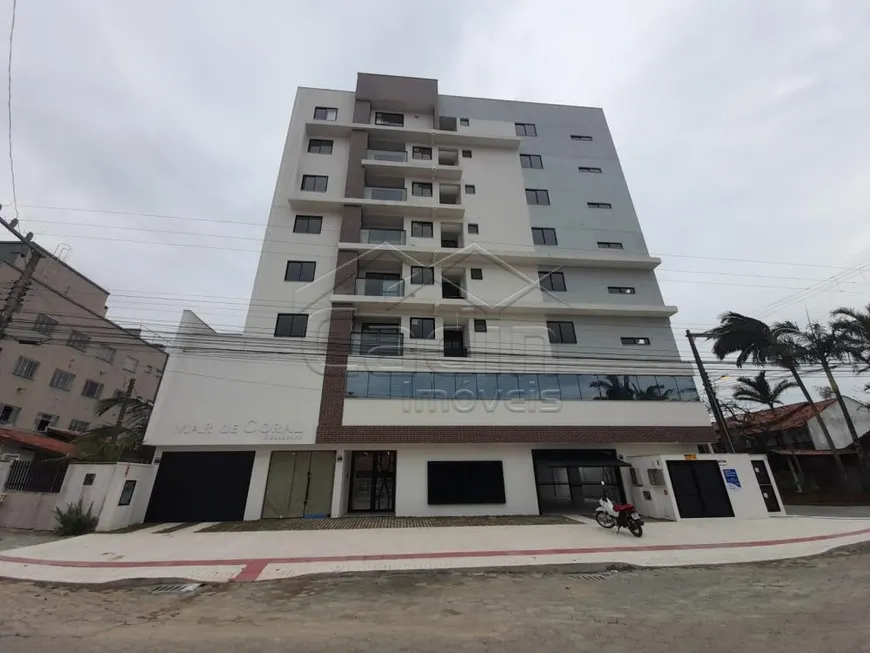 Foto 1 de Apartamento com 2 Quartos à venda, 71m² em Gravata, Navegantes