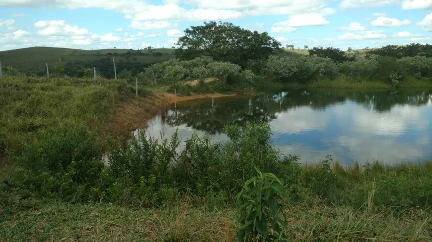 Foto 1 de Lote/Terreno à venda, 20000m² em Zona Rural, Cordisburgo