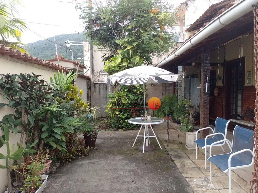 Foto 1 de Casa com 3 Quartos à venda, 190m² em Piratininga, Niterói