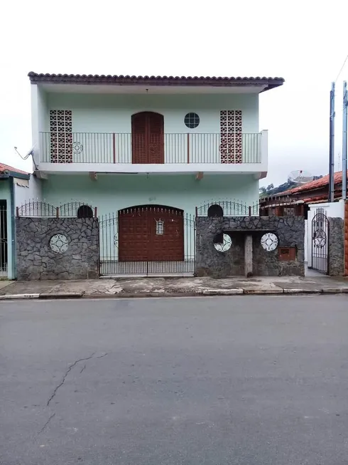 Foto 1 de Sobrado com 5 Quartos à venda, 293m² em Centro, Pinhalzinho