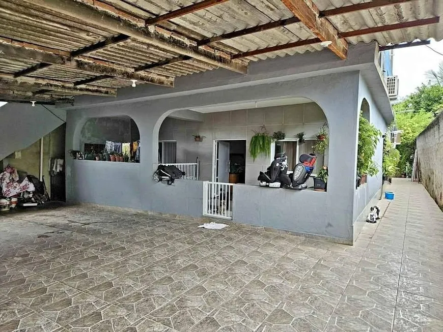 Foto 1 de Casa com 2 Quartos à venda, 68m² em Novo Horizonte, Serra