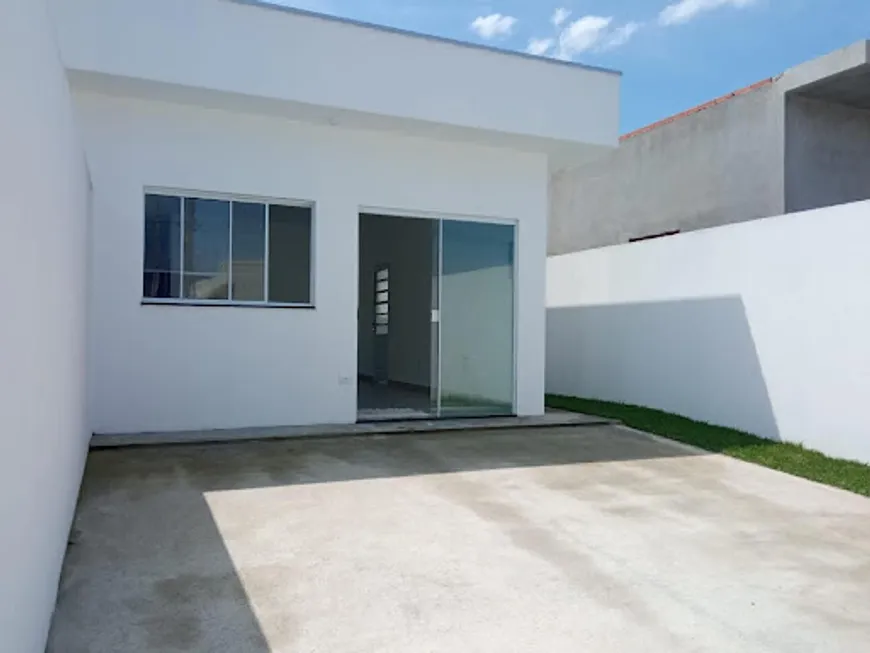 Foto 1 de Casa com 2 Quartos à venda, 78m² em Morro Do Algodao, Caraguatatuba