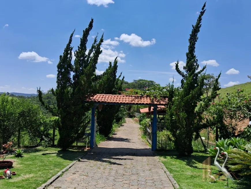 Foto 1 de Fazenda/Sítio com 4 Quartos à venda, 45000m² em Antonio Dos Santos, Caeté