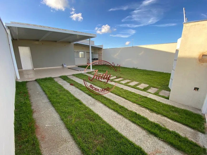 Foto 1 de Casa com 3 Quartos à venda, 108m² em Novo Mundo, Uberlândia