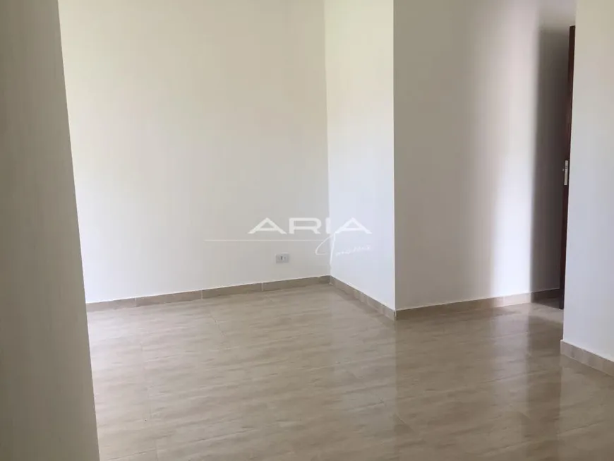 Foto 1 de Apartamento com 3 Quartos à venda, 51m² em Claudia, Londrina