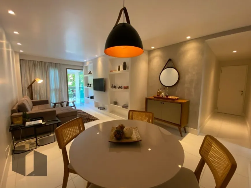 Foto 1 de Apartamento com 2 Quartos à venda, 70m² em Lagoa, Rio de Janeiro