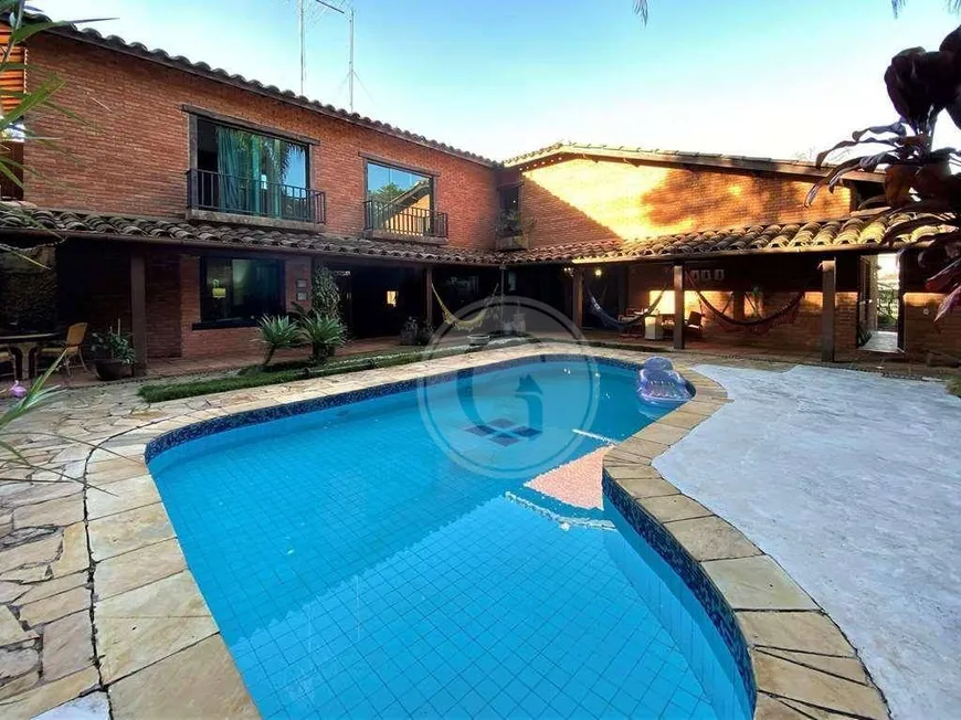 Foto 1 de Casa de Condomínio com 3 Quartos à venda, 553m² em Granja Viana, Carapicuíba