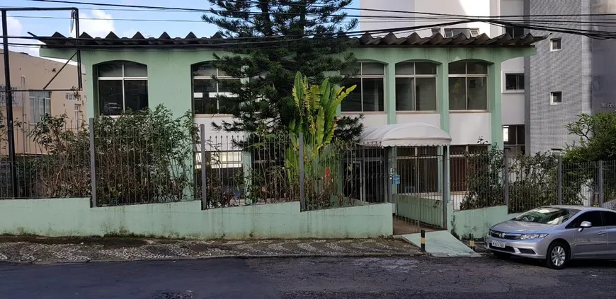 Foto 1 de Casa com 4 Quartos para venda ou aluguel, 595m² em Graça, Salvador