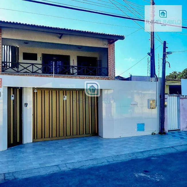 Foto 1 de Casa com 5 Quartos à venda, 250m² em Cidade dos Funcionários, Fortaleza