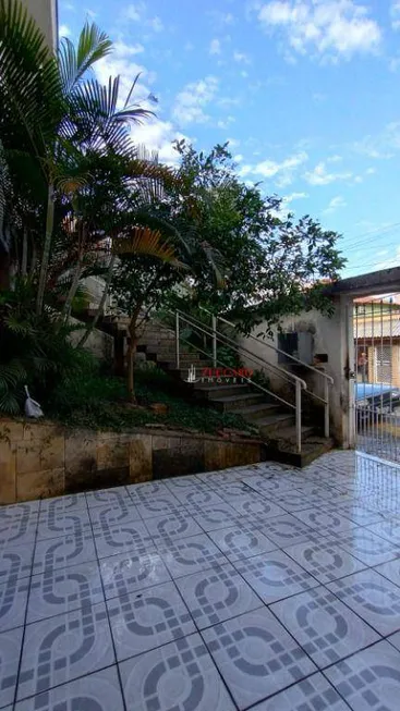 Foto 1 de Casa com 2 Quartos à venda, 200m² em Jardim Santa Mena, Guarulhos