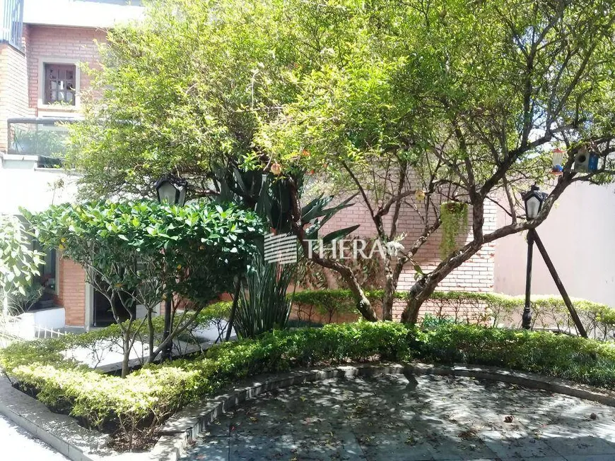 Foto 1 de Sobrado com 4 Quartos à venda, 620m² em Campestre, Santo André