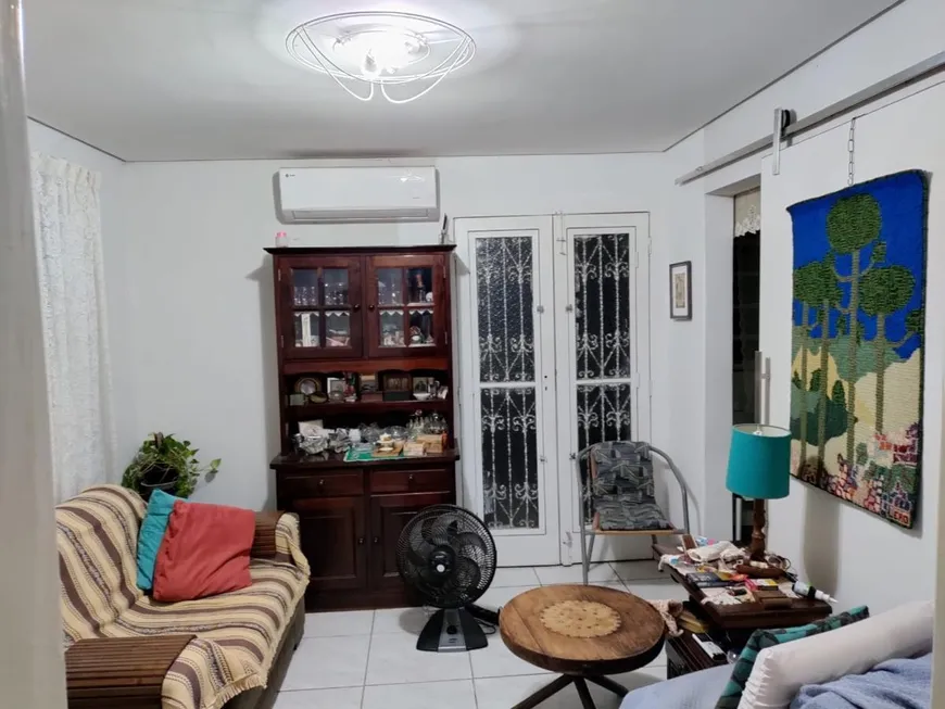 Foto 1 de Casa com 2 Quartos à venda, 64m² em Conjunto Habitacional Engenheiro Otavio Rasi, Bauru