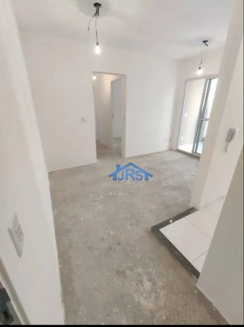 Foto 1 de Apartamento com 2 Quartos à venda, 48m² em Padroeira, Osasco