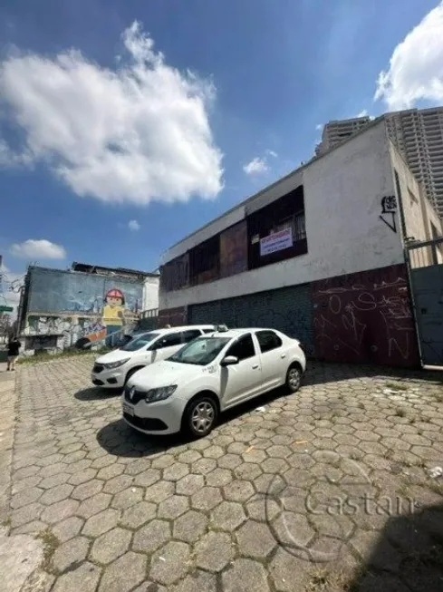 Foto 1 de Galpão/Depósito/Armazém com 1 Quarto à venda, 906m² em Brás, São Paulo