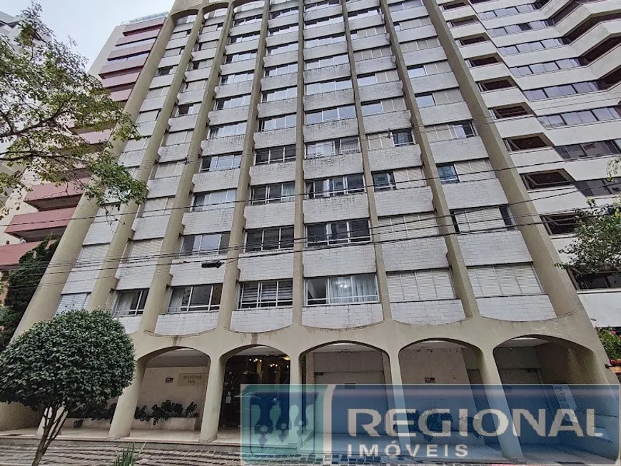Foto 1 de Apartamento com 4 Quartos para alugar, 130m² em Batel, Curitiba