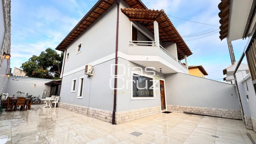 Foto 1 de Casa com 2 Quartos à venda, 99m² em Jardim Bela Vista, Rio das Ostras