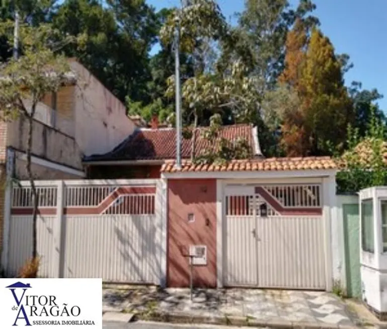 Foto 1 de Casa com 4 Quartos à venda, 160m² em Horto Florestal, São Paulo