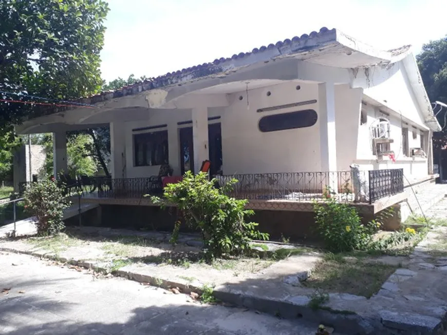 Foto 1 de Casa com 4 Quartos à venda, 232m² em Centro, Barra de São Miguel