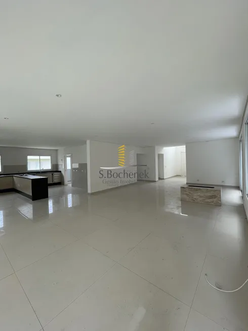 Foto 1 de Casa de Condomínio com 4 Quartos para alugar, 400m² em Tamboré, Santana de Parnaíba