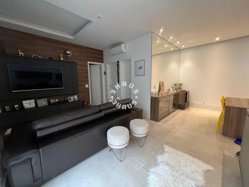 Foto 1 de Apartamento com 3 Quartos à venda, 120m² em Vila Isa, São Paulo