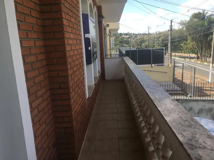 Foto 1 de Casa com 3 Quartos para alugar, 213m² em Taquaral, Campinas