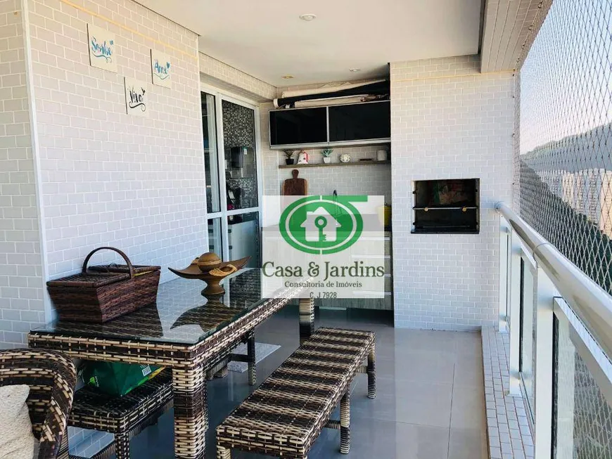 Foto 1 de Apartamento com 4 Quartos à venda, 131m² em José Menino, Santos