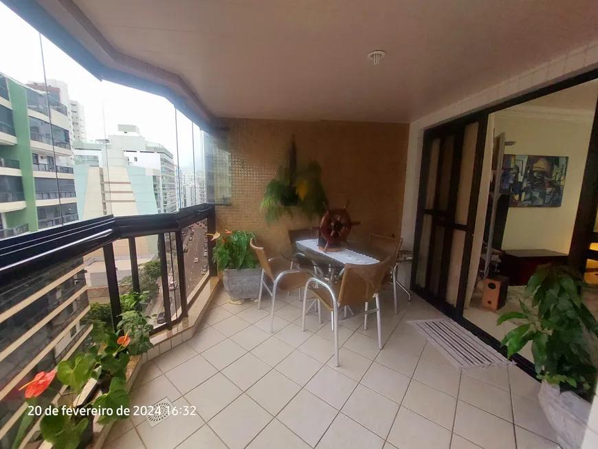 Foto 1 de Apartamento com 3 Quartos à venda, 167m² em Praia da Costa, Vila Velha