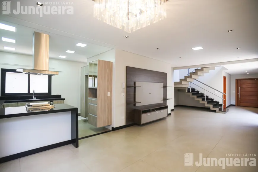 Foto 1 de Casa de Condomínio com 3 Quartos à venda, 260m² em Residencial Villa D Italia, Piracicaba