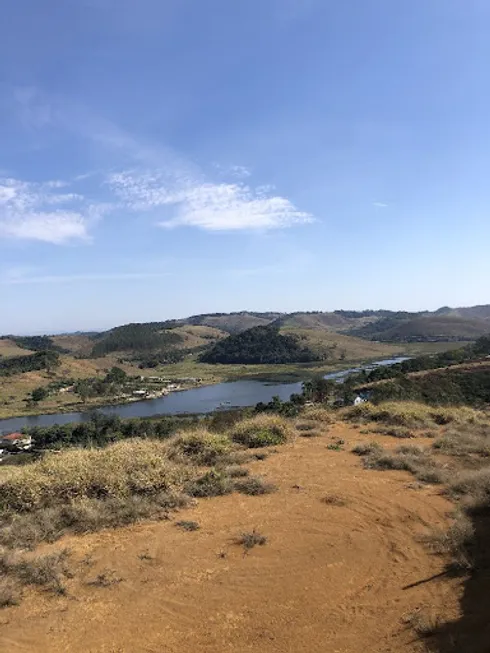 Foto 1 de Lote/Terreno à venda, 450m² em Barreira do Triunfo, Juiz de Fora