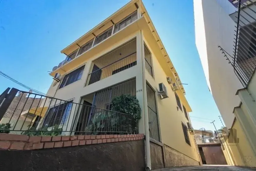 Foto 1 de Casa com 3 Quartos à venda, 311m² em Nonoai, Porto Alegre