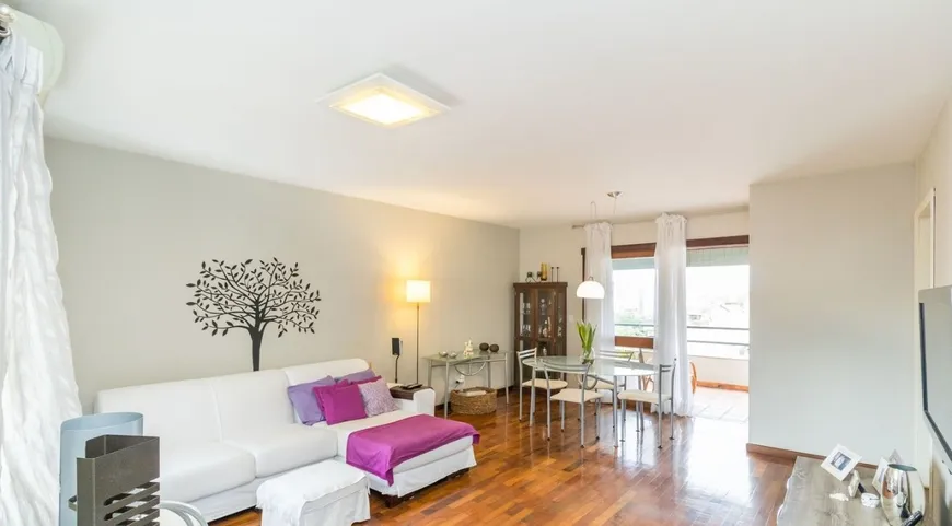 Foto 1 de Apartamento com 2 Quartos à venda, 89m² em Menino Deus, Porto Alegre