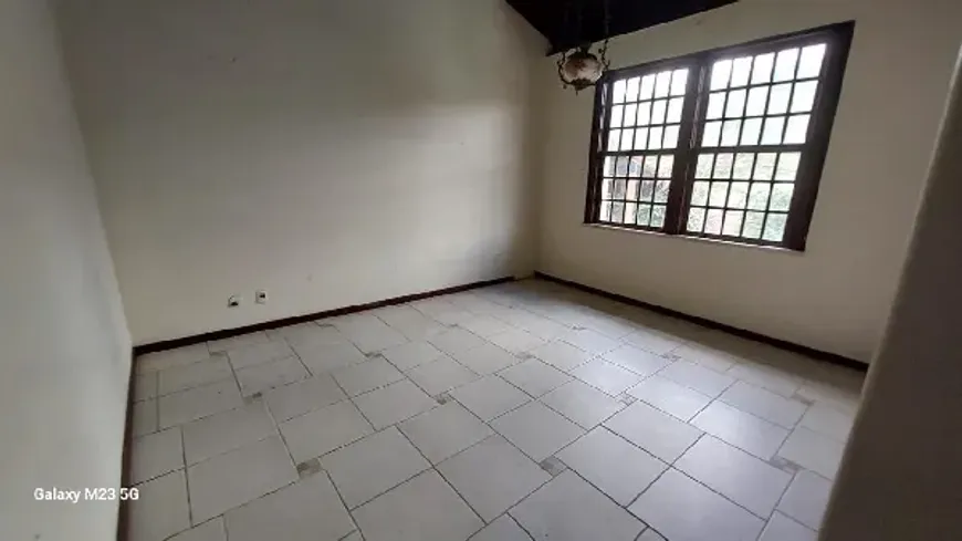 Foto 1 de Casa com 4 Quartos à venda, 492m² em Pendotiba, Niterói