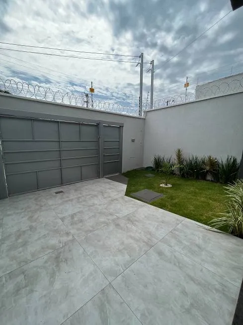 Foto 1 de Casa com 3 Quartos à venda, 180m² em Vila Campesina, Osasco