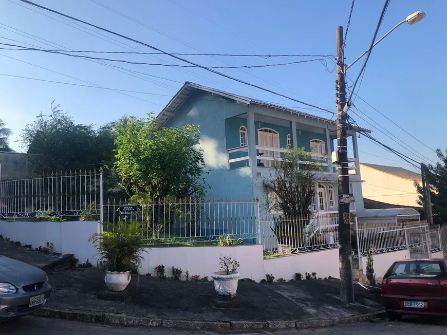 Foto 1 de Casa de Condomínio com 3 Quartos para alugar, 150m² em  Vila Valqueire, Rio de Janeiro