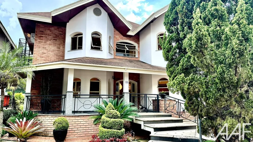 Foto 1 de Casa de Condomínio com 4 Quartos à venda, 456m² em Vila Carrão, São Paulo