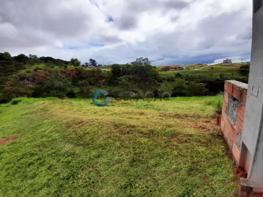 Foto 1 de Lote/Terreno à venda, 379m² em Putim, São José dos Campos