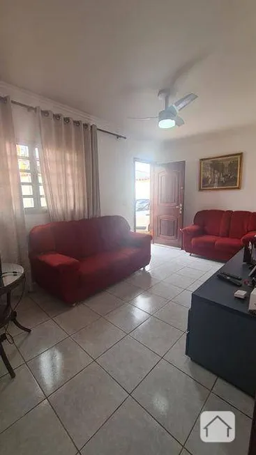 Foto 1 de Casa com 2 Quartos à venda, 171m² em Jardim do Lago, São Paulo