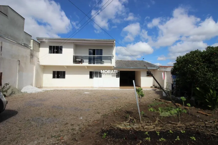 Foto 1 de Sobrado com 3 Quartos à venda, 176m² em Cruzeiro, São José dos Pinhais