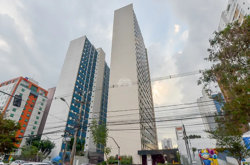 Foto 1 de Apartamento com 3 Quartos à venda, 118m² em Água Verde, Curitiba